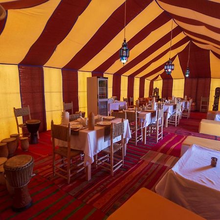 Merzouga Traditional Tents With Heating Hotel Bagian luar foto