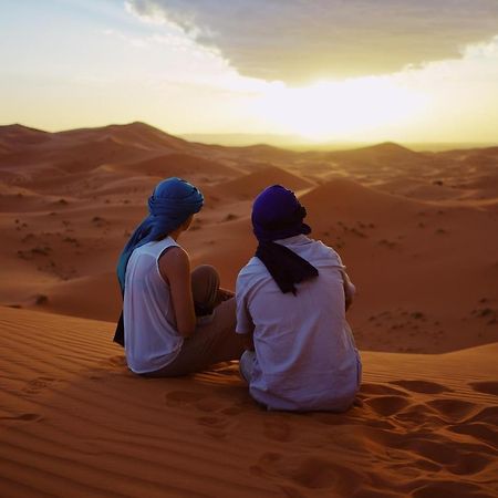 Merzouga Traditional Tents With Heating Hotel Bagian luar foto