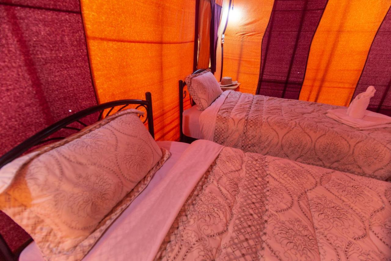 Merzouga Traditional Tents With Heating Hotel Bagian luar foto