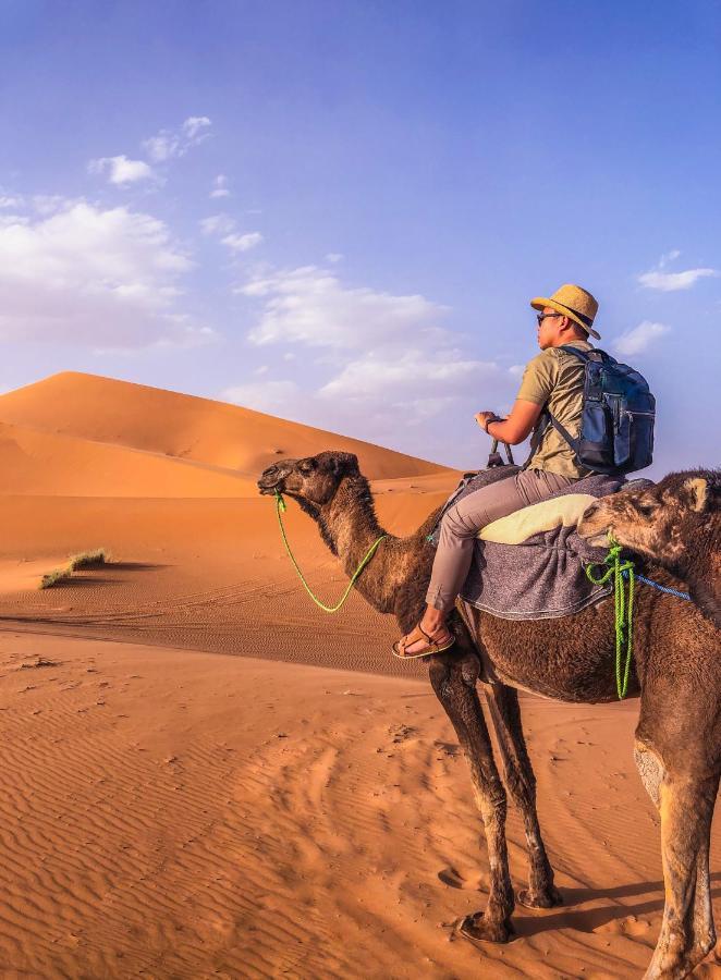 Merzouga Traditional Tents With Heating Hotel Bagian luar foto