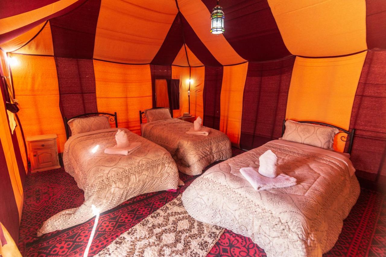 Merzouga Traditional Tents With Heating Hotel Bagian luar foto