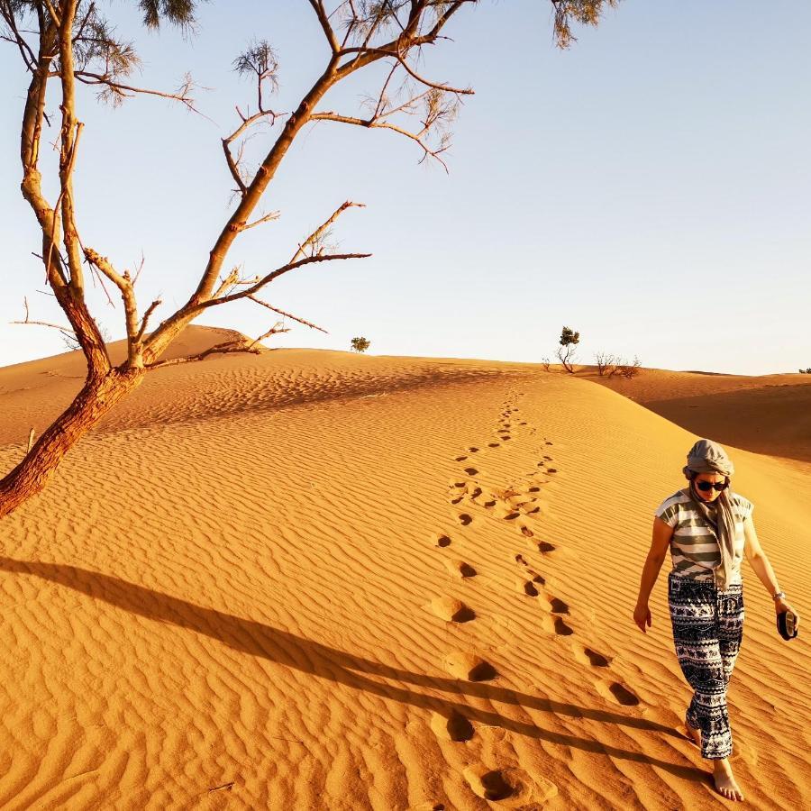 Merzouga Traditional Tents With Heating Hotel Bagian luar foto