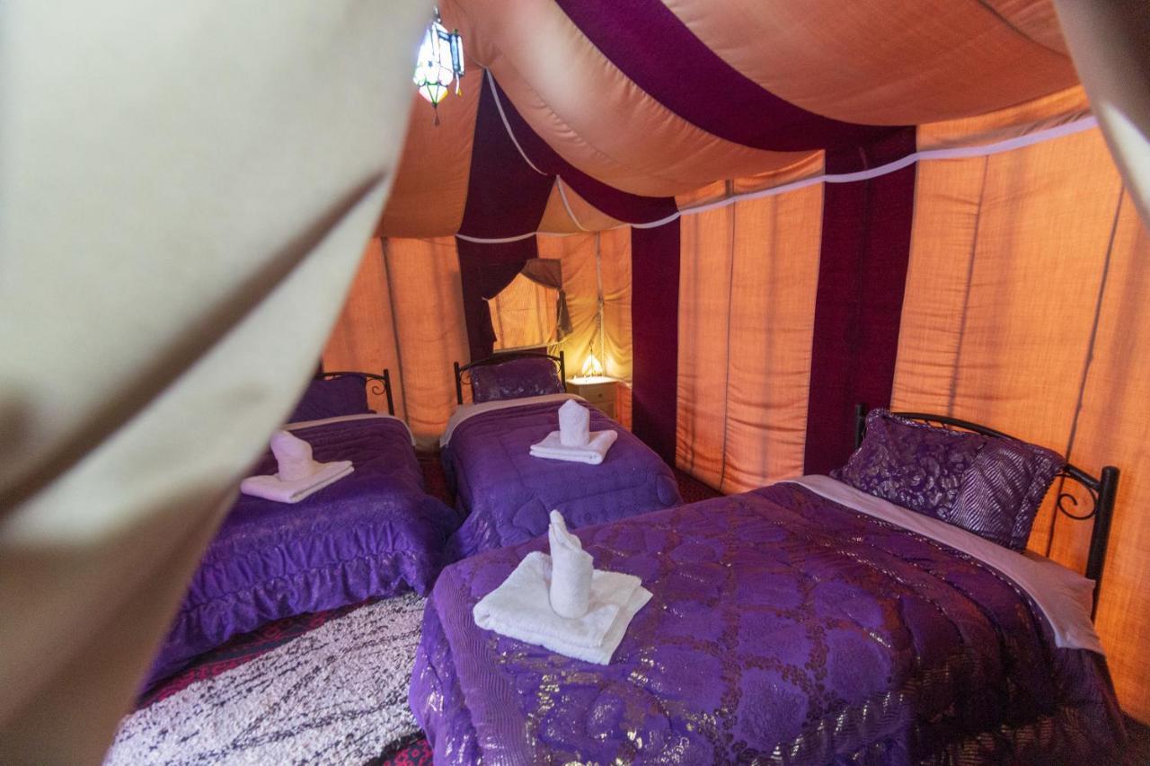 Merzouga Traditional Tents With Heating Hotel Bagian luar foto